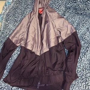 Nike wind breaker